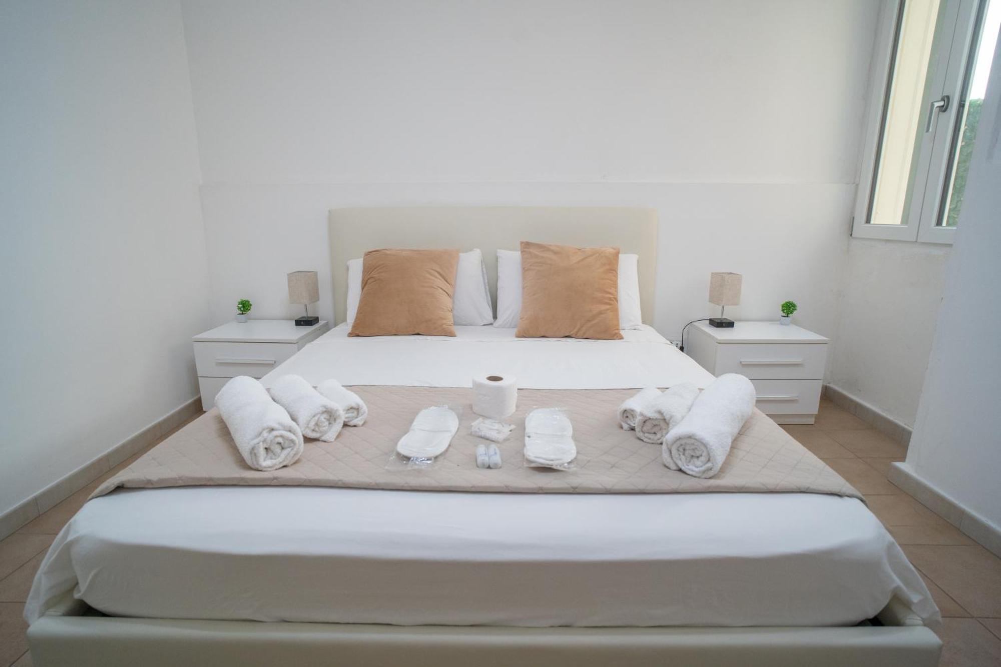 Bed and Breakfast Whitehouse à Lecce Extérieur photo