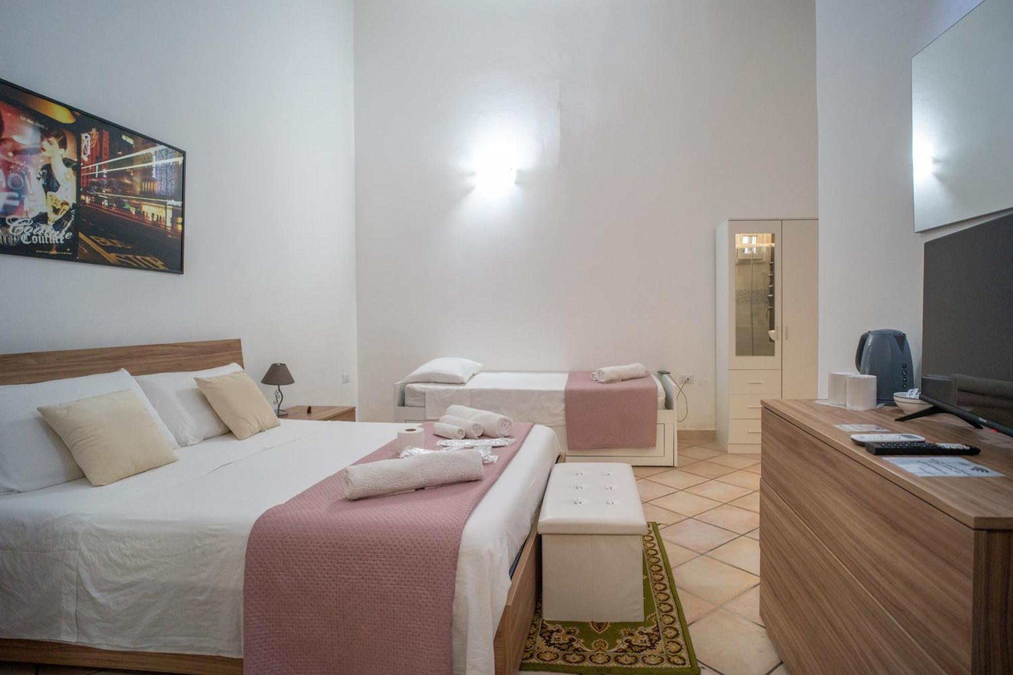 Bed and Breakfast Whitehouse à Lecce Extérieur photo