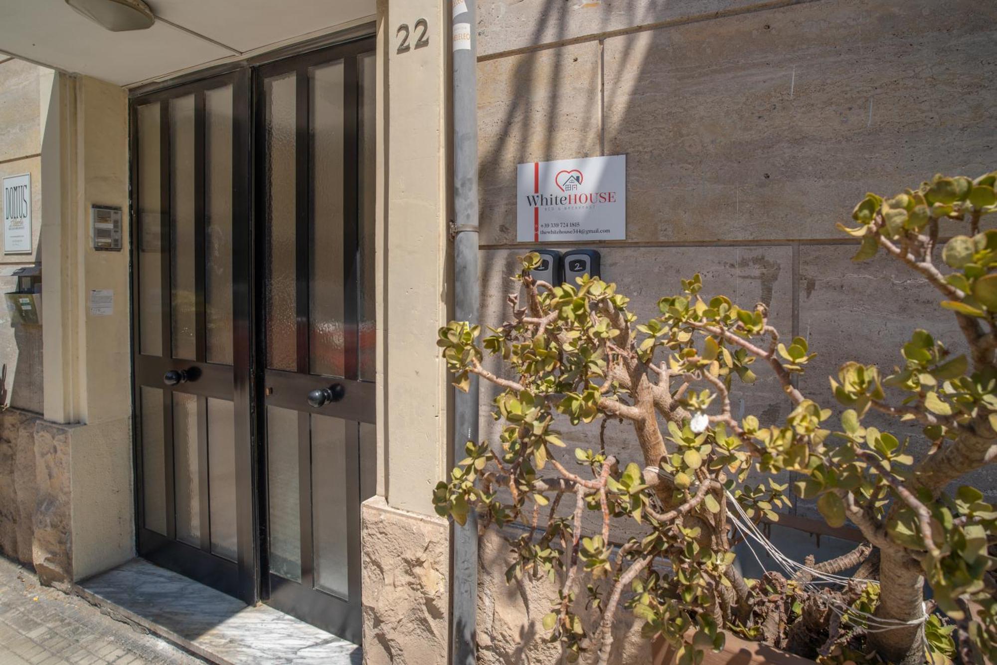 Bed and Breakfast Whitehouse à Lecce Extérieur photo
