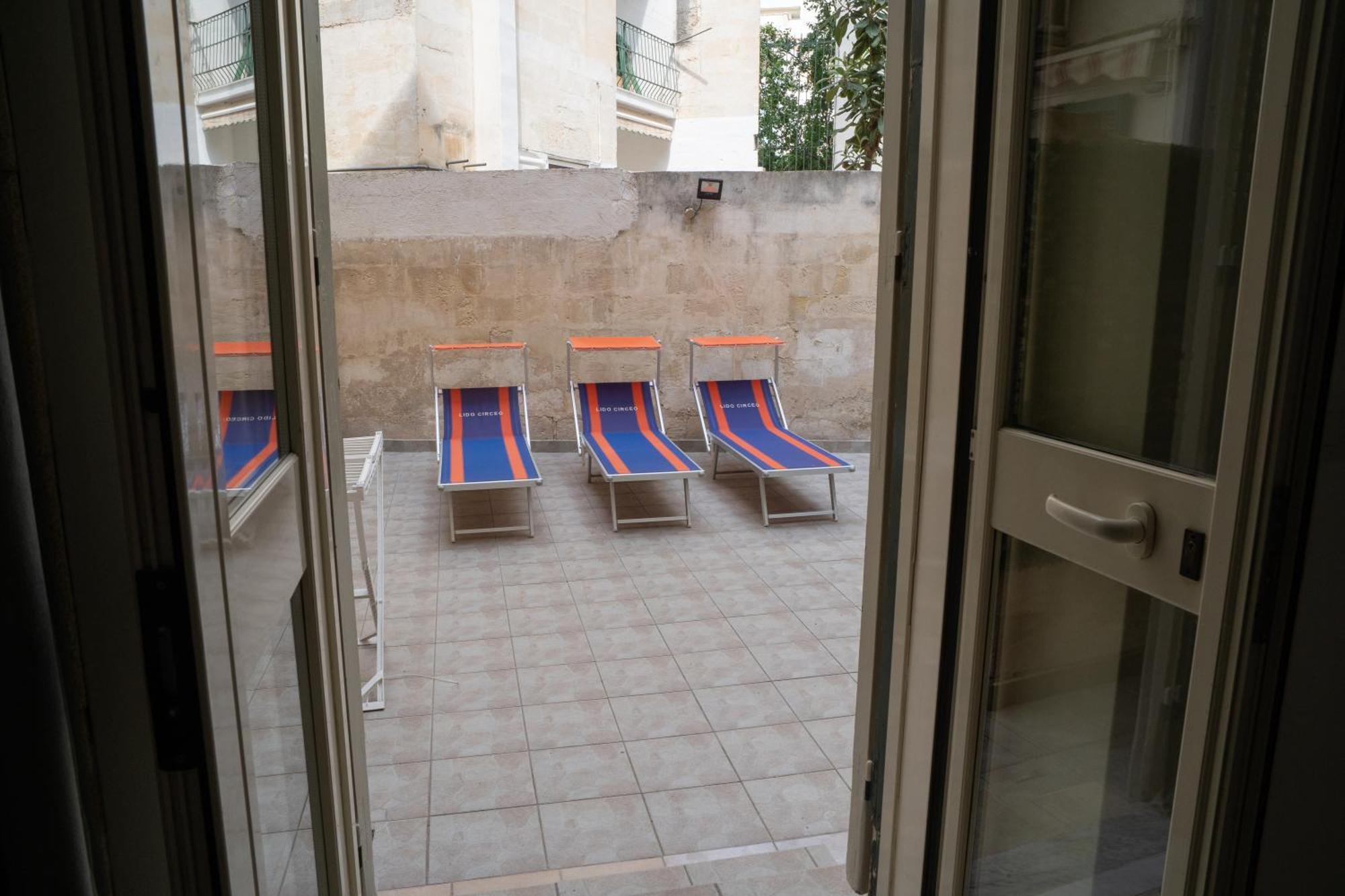 Bed and Breakfast Whitehouse à Lecce Extérieur photo
