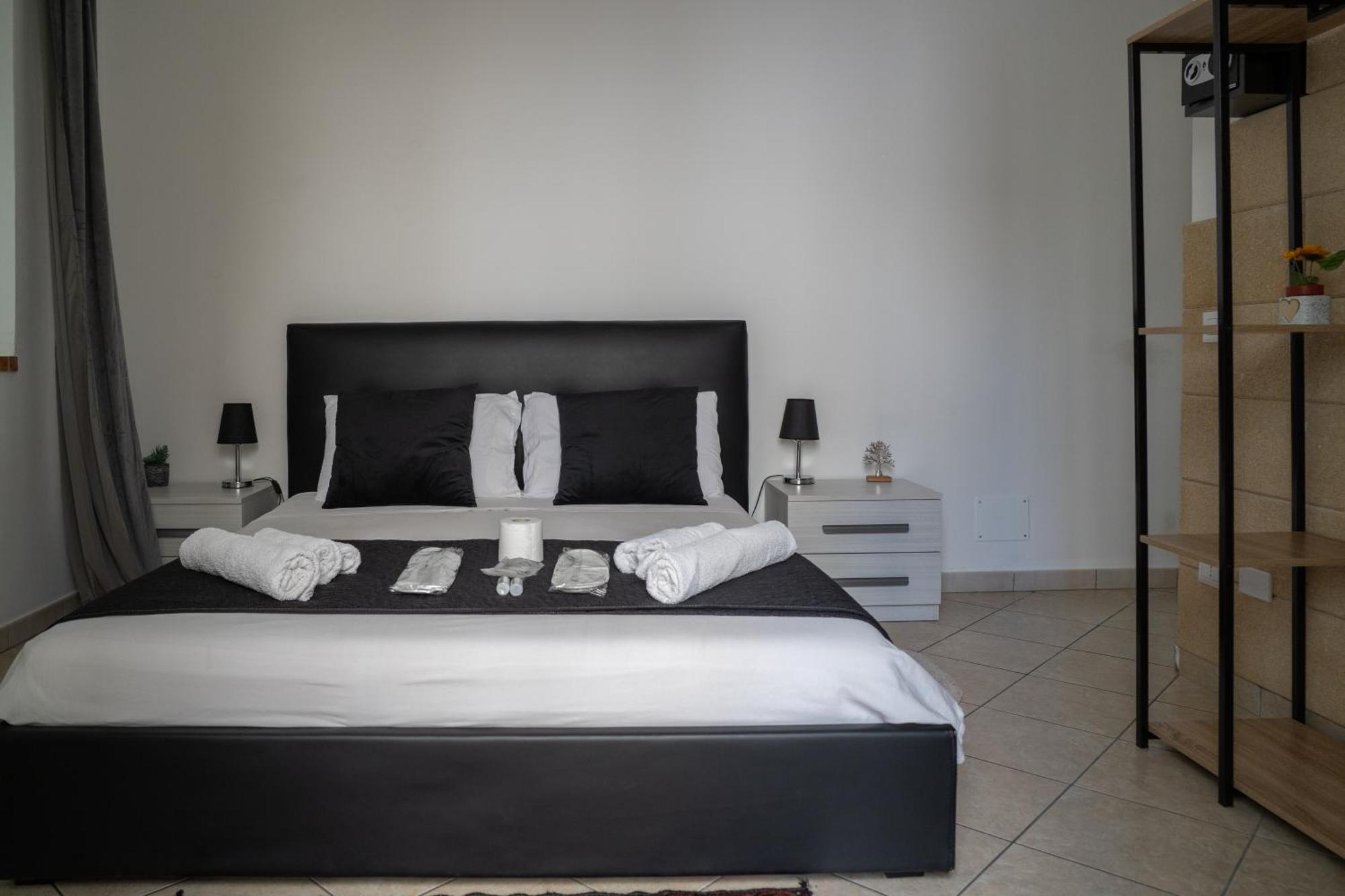 Bed and Breakfast Whitehouse à Lecce Extérieur photo
